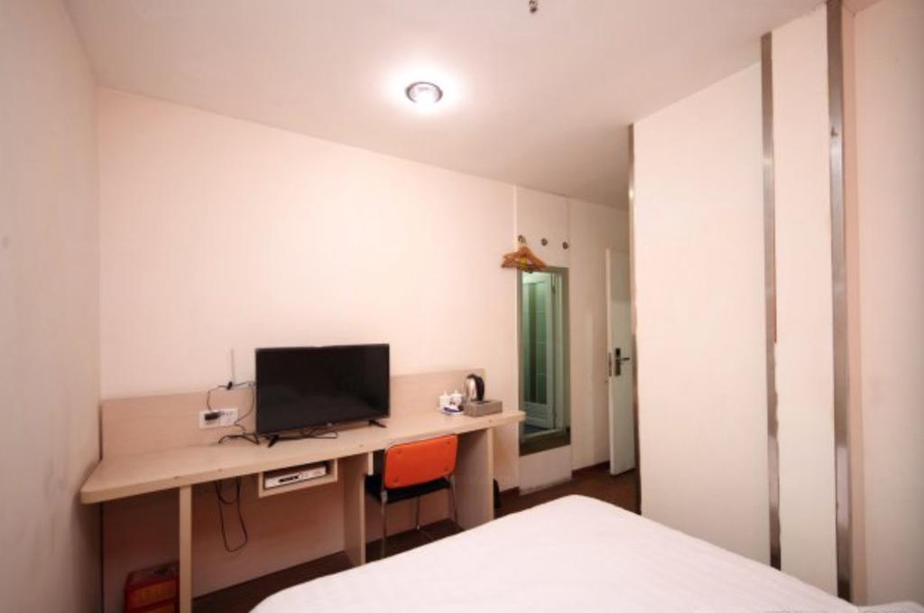 גואנגג'ואו Yixin Business Hotel מראה חיצוני תמונה